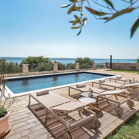 Beach Front Home In Maslenica With Sauna Maslenica